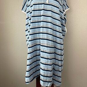 NWOT Blue Gear Women’s Summer Top